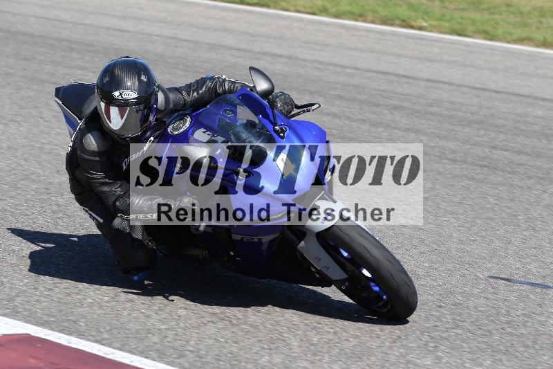 Archiv-2025/48 25.08.2025 Cornu Master School ADR/blau-bleu/0-5